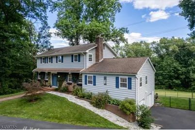9 Parkwood Rd, Roxbury Township, NJ 07876 - Photo 3
