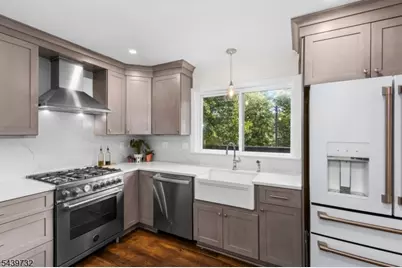 9 Parkwood Rd, Roxbury Township, NJ 07876 - Photo 9