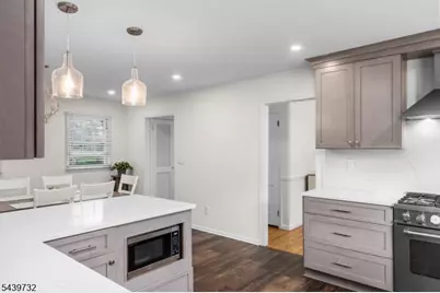 9 Parkwood Rd, Roxbury Township, NJ 07876 - Photo 11