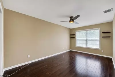 118 Barclay Dr, Nutley, NJ 07110 - Photo 15