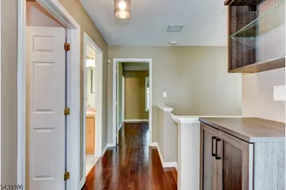 118 Barclay Dr, Nutley, NJ 07110 - Photo 17
