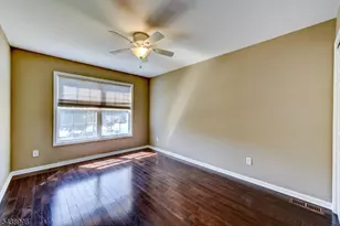 118 Barclay Dr, Nutley, NJ 07110 - Photo 15