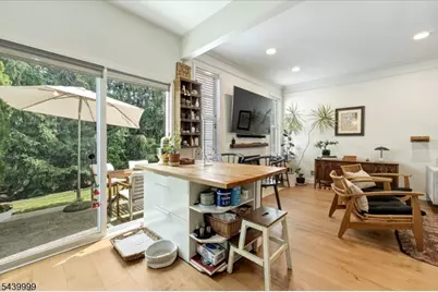 106 Barclay Dr, Nutley, NJ 07110 - Photo 15