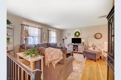 17 Sunset Dr, Mount Olive, NJ 07828 - Photo 7