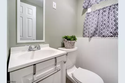 17 Sunset Dr, Mount Olive, NJ 07828 - Photo 23