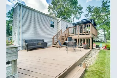 17 Sunset Dr, Mount Olive, NJ 07828 - Photo 25