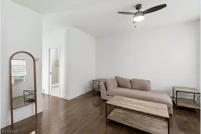 15 Prospect St, Clifton, NJ 07011 - Photo 3
