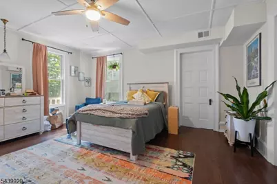1 Franklin Pl Unit #2, Morristown, NJ 07960 - Photo 5