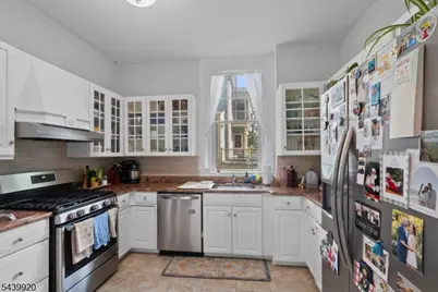 1 Franklin Pl Unit #2, Morristown, NJ 07960 - Photo 11