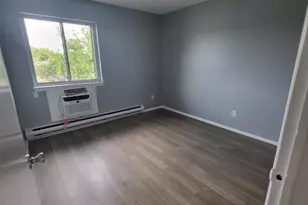 187 Brighton Ave, Belleville, NJ 07109 - Photo 9