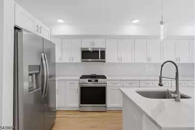 116 Valley St #2, South Orange, NJ 07079 - Photo 11