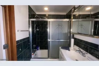318 Cortlandt St, Belleville, NJ 07109 - Photo 11