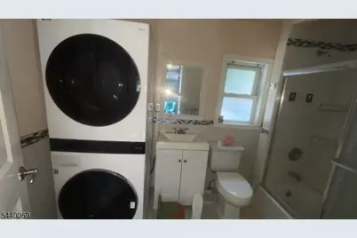 318 Cortlandt St, Belleville, NJ 07109 - Photo 9