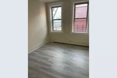54 Center St, Clifton, NJ 07011 - Photo 3