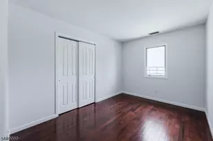 410 Lafayette Ave, Cliffside Park, NJ 07010 - Photo 15