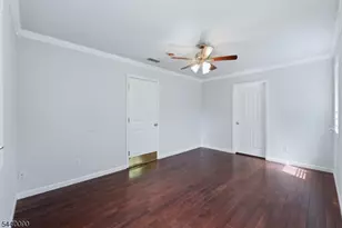 410 Lafayette Ave, Cliffside Park, NJ 07010 - Photo 17