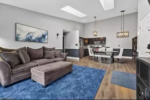 3910 Graham Ct, Bridgewater, NJ 08807 - Photo 3