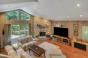 27 Hamilton Dr W, North Caldwell, NJ 07006 - Photo 15