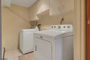 27 Hamilton Dr W, North Caldwell, NJ 07006 - Photo 29