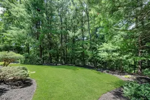 27 Hamilton Dr W, North Caldwell, NJ 07006 - Photo 33