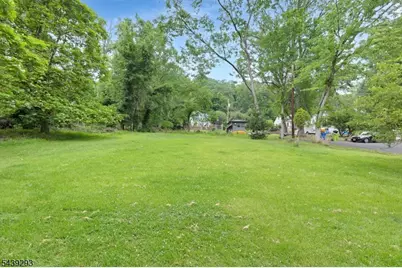 15 Linda Ln, Green Brook Township, NJ 08812 - Photo 35