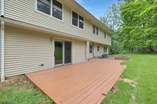 15 Linda Ln, Green Brook Township, NJ 08812 - Photo 33