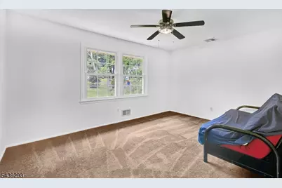 15 Linda Ln, Green Brook Township, NJ 08812 - Photo 23