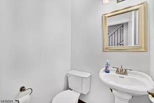 15 Linda Ln, Green Brook Township, NJ 08812 - Photo 17
