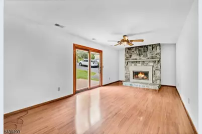 15 Linda Ln, Green Brook Township, NJ 08812 - Photo 15
