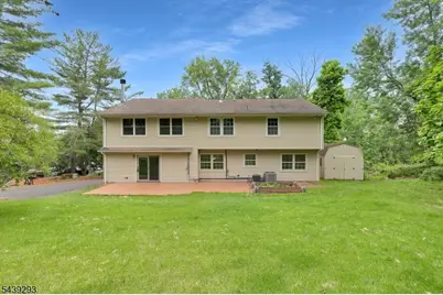 15 Linda Ln, Green Brook Township, NJ 08812 - Photo 31
