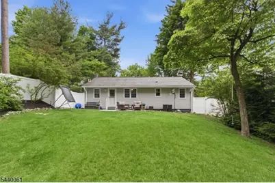 5 Arrowhead Trl, Sparta Township, NJ 07871 - Photo 21