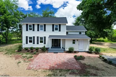 230 Skillmans Ln, Franklin Township, NJ 08873 - Photo 1