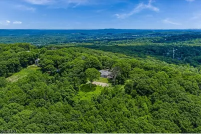 8 Sheeprock Rd, Kinnelon, NJ 07405 - Photo 41