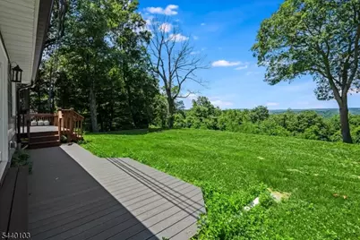 8 Sheeprock Rd, Kinnelon, NJ 07405 - Photo 31