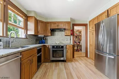 2104 Westfield Ave, Scotch Plains Township, NJ 07076 - Photo 19