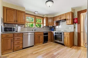 2104 Westfield Ave, Scotch Plains Township, NJ 07076 - Photo 17