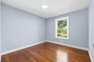 23 Edwin Pl, Newark, NJ 07112 - Photo 19
