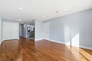 23 Edwin Pl, Newark, NJ 07112 - Photo 3