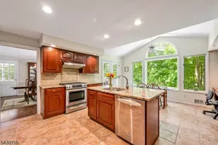 33 Runnymede Rd, Chatham Township, NJ 07928 - Photo 9