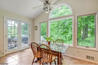 33 Runnymede Rd, Chatham Township, NJ 07928 - Photo 15