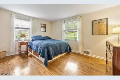 33 Runnymede Rd, Chatham Township, NJ 07928 - Photo 27