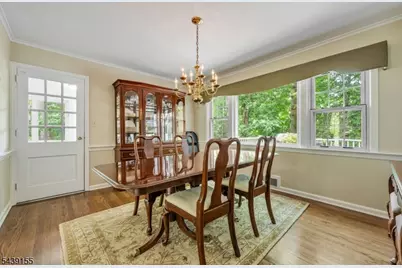33 Runnymede Rd, Chatham Township, NJ 07928 - Photo 7