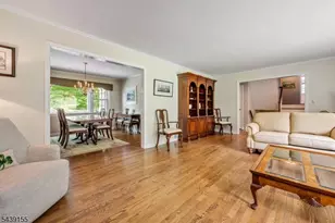 33 Runnymede Rd, Chatham Township, NJ 07928 - Photo 5