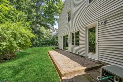 33 Runnymede Rd, Chatham Township, NJ 07928 - Photo 33