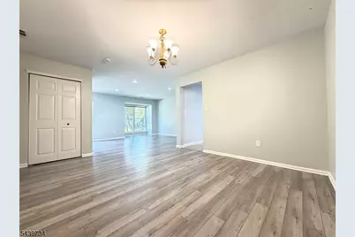 511 Dunn Cir, Bridgewater, NJ 08807 - Photo 5