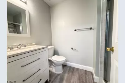 511 Dunn Cir, Bridgewater, NJ 08807 - Photo 15