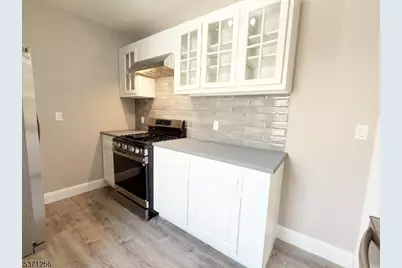 166 Washington Pl, Ridgewood, NJ 07450 - Photo 7