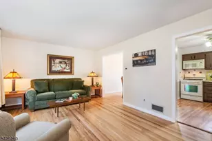 59 Hooyman Dr, Clifton, NJ 07013 - Photo 5