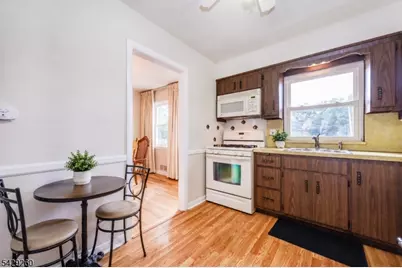 59 Hooyman Dr, Clifton, NJ 07013 - Photo 13