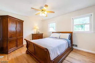 59 Hooyman Dr, Clifton, NJ 07013 - Photo 15